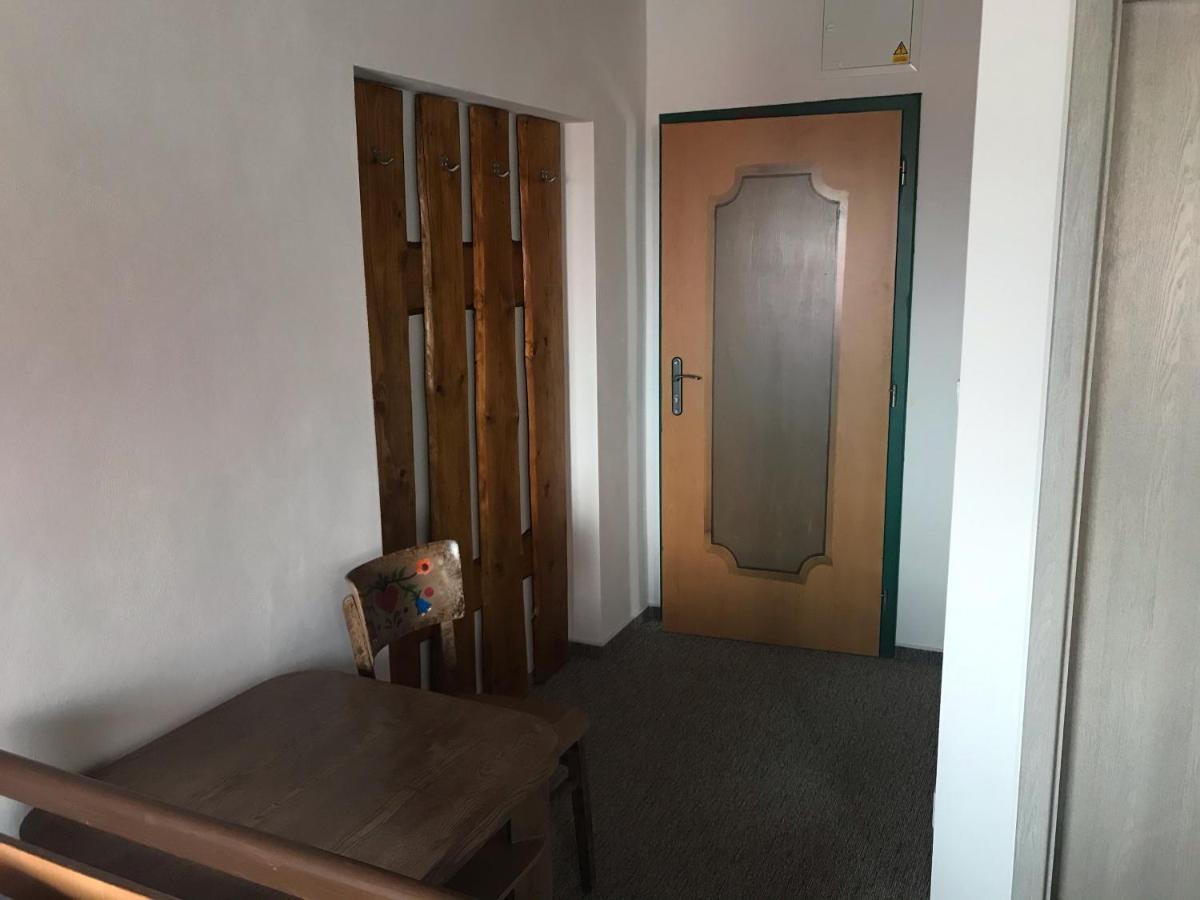 Bed and Breakfast Bendovsky Dvur Dusniky Екстер'єр фото
