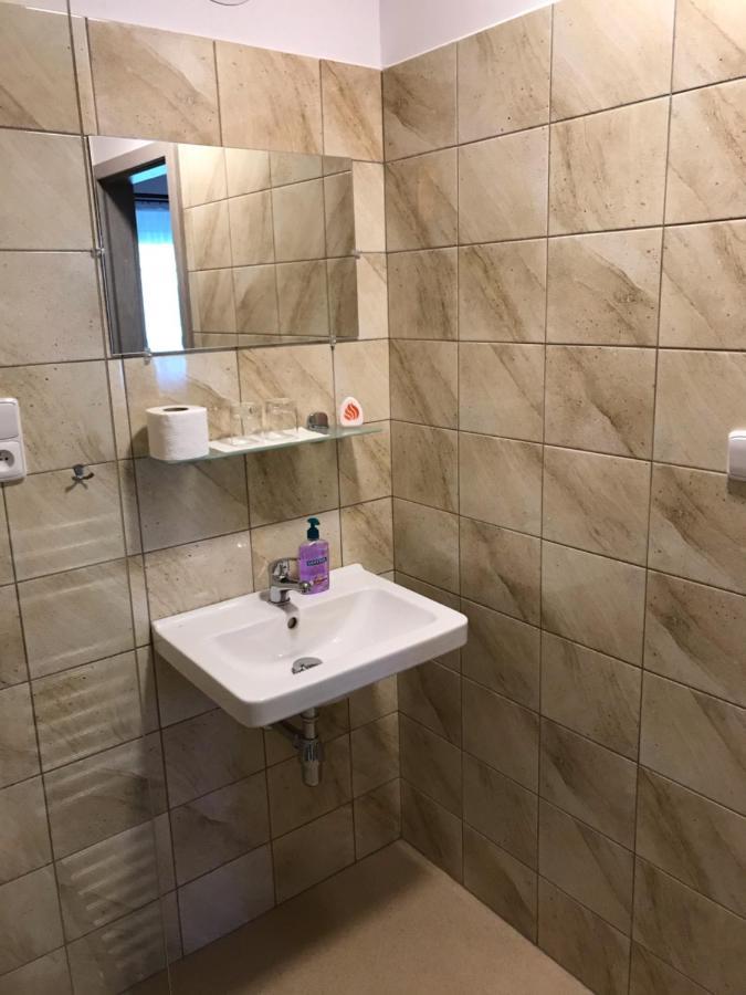 Bed and Breakfast Bendovsky Dvur Dusniky Екстер'єр фото