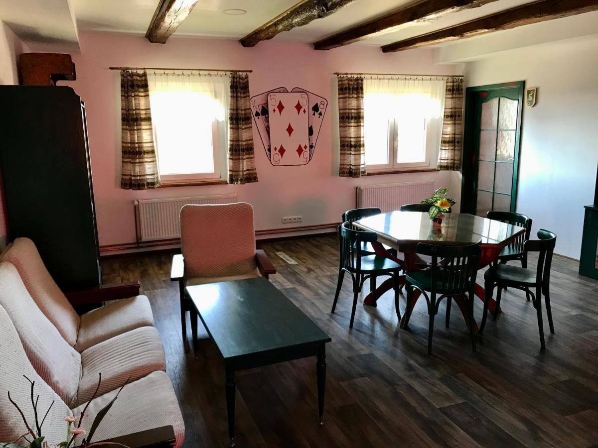 Bed and Breakfast Bendovsky Dvur Dusniky Екстер'єр фото